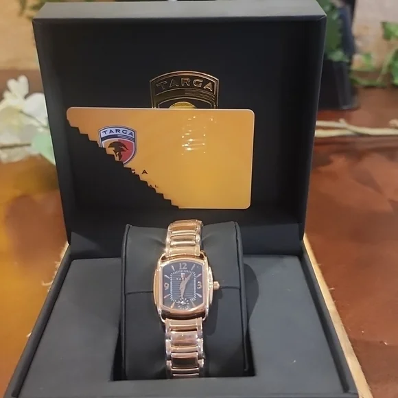 NWT LADIES LUXURY ROSE GOLD TARGA WATCH - Picture 3 of 6